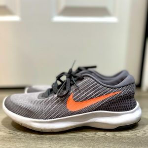 Nike Flex Experience RN7